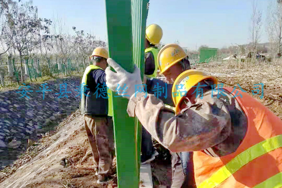 南水北調(diào)京津冀段隔離網(wǎng)